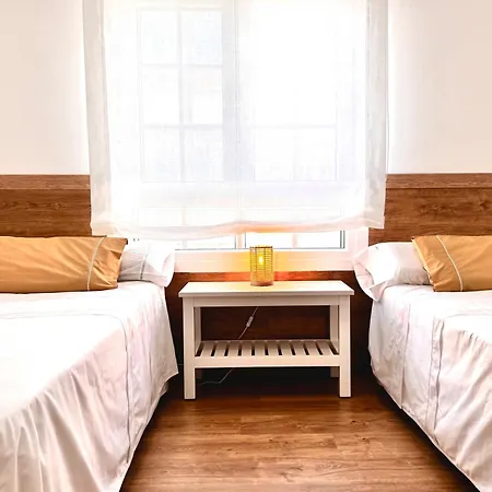 Playa Naval 9 شقة